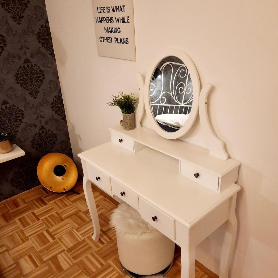 N&b Zára